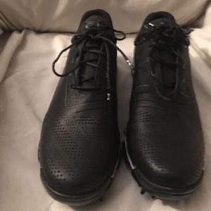 Under Armour tempo golf cleats shoes